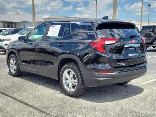Ebony Twilight Metallic 2024 GMC Terrain SLE