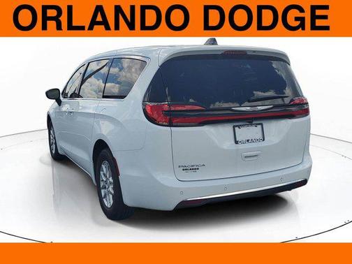 2026 Chrysler Pacifica L