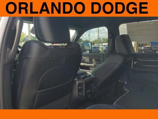 2025 RAM 3500 Laramie Crew Cab 4x4 8' Box