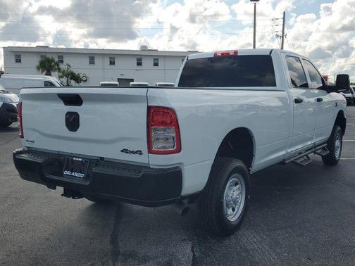 2024 RAM 2500 Tradesman Crew Cab 4x4 8' Box