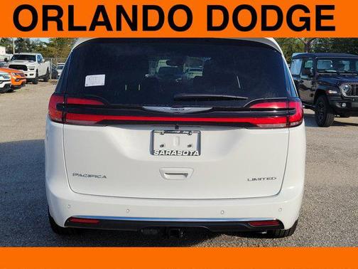 2026 Chrysler Pacifica Limited