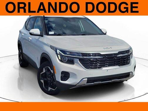 Snow White Pearl 2025 Kia Seltos S