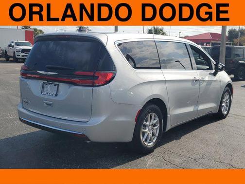 2026 Chrysler Pacifica L