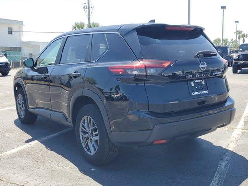 2024 Nissan Rogue S