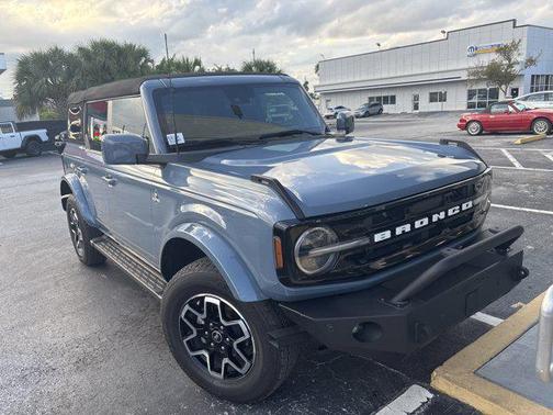 2024 Ford Bronco Outer Banks