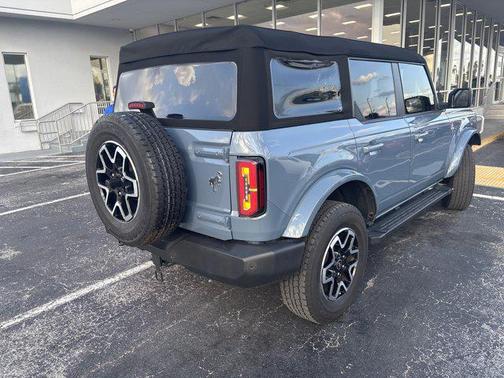 2024 Ford Bronco Outer Banks