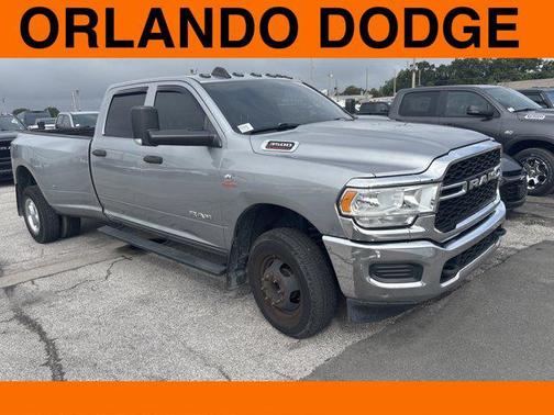 2021 RAM 3500 Tradesman Crew Cab 4x4 8' Box