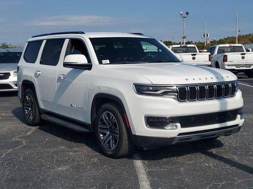 2022 Jeep Wagoneer Series III 4x4