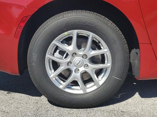 Red Hot Pearlcoat 2026 Chrysler Pacifica L