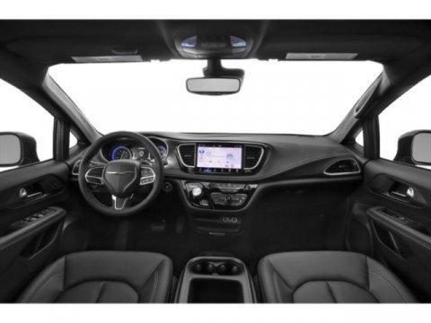 2025 Chrysler Pacifica L
