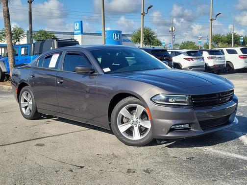 Granite Pearlcoat 2016 Dodge Charger SXT
