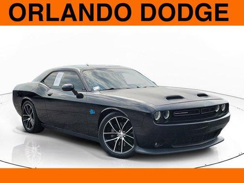 Pitch Black Clearcoat 2016 Dodge Challenger R/T Scat Pack