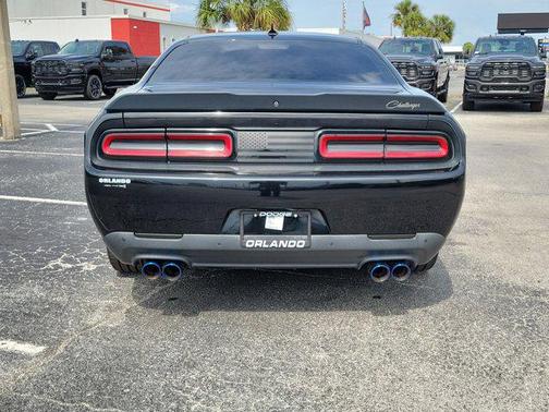 Pitch Black Clearcoat 2016 Dodge Challenger R/T Scat Pack