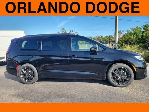 2026 Chrysler Pacifica L