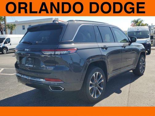 2025 Jeep Grand Cherokee Overland