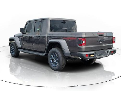 Granite Crystal Metallic Clearcoat 2026 Jeep Gladiator 85th Anniversary Edition 4x4