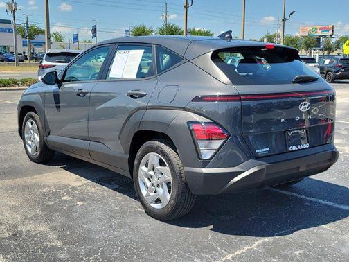 Ecotronic Gray Pearl 2024 Hyundai KONA SE