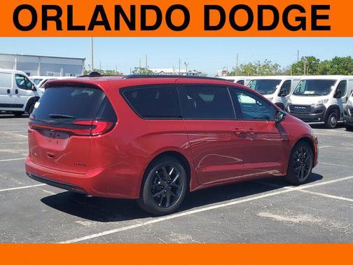 2025 Chrysler Pacifica Limited
