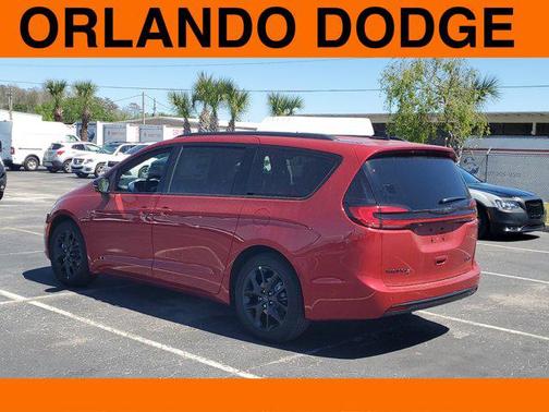 2025 Chrysler Pacifica Limited