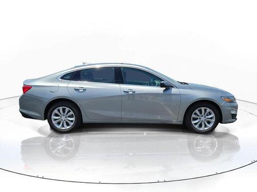 Sterling Gray Metallic 2025 Chevrolet Malibu FWD 1LT