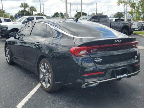 2022 Kia K5 EX