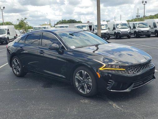 2022 Kia K5 EX