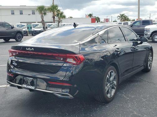 2022 Kia K5 EX