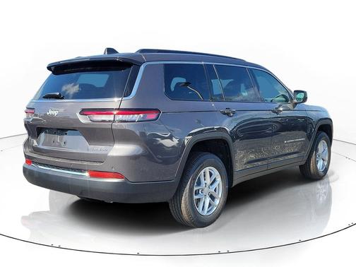 Baltic Gray Metallic Clearcoat 2026 Jeep Grand Cherokee L Altitude