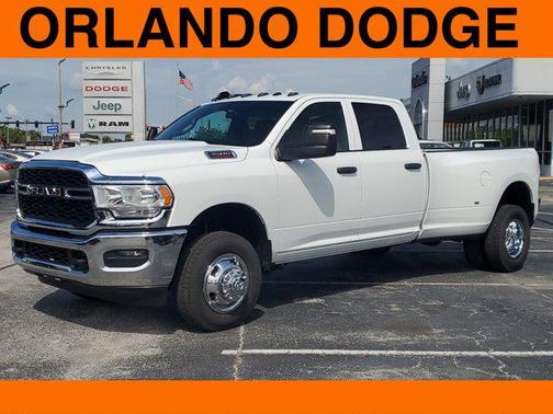 2024 RAM 3500 Tradesman Crew Cab 4x4 8' Box