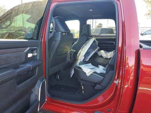 Molten Red Pearlcoat 2026 RAM 3500 Laramie Crew Cab 4x4 8' Box