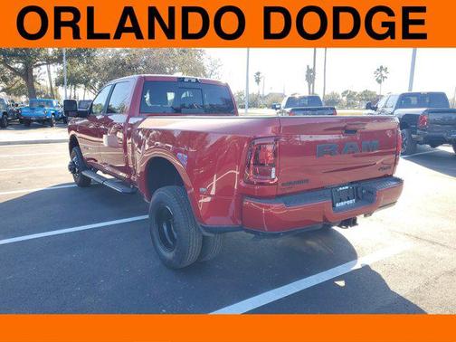 2026 RAM 3500 Laramie Crew Cab 4x4 8' Box