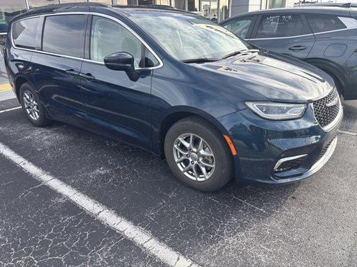 2021 Chrysler Pacifica Touring