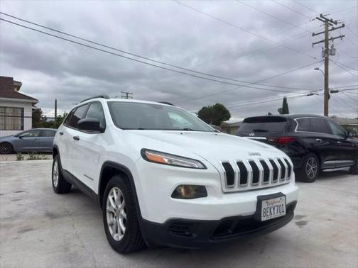 2016 Jeep Cherokee Sport