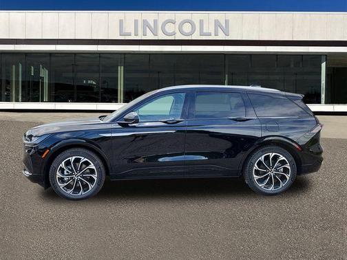 2025 Lincoln Nautilus Reserve