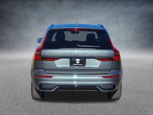 2026 Volvo XC60 B5 Core