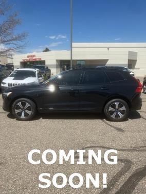 2024 Volvo XC60 Recharge Plug-In Hybrid T8 Plus Dark Theme