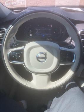 2024 Volvo XC90 Recharge Plug-In Hybrid T8 Ultimate Bright Theme 7-Seater