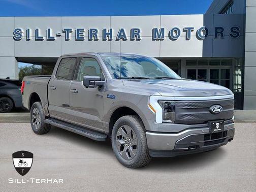 2025 Ford F-150 Lightning Flash