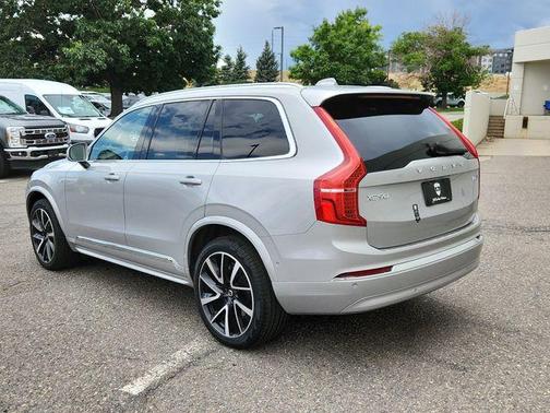 2024 Volvo XC90 B6 Ultimate Bright Theme 7-Seater