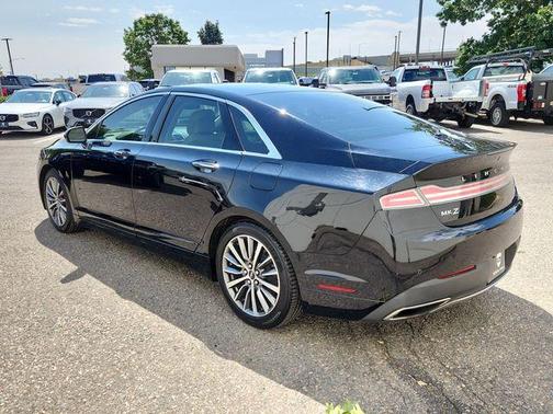 2018 Lincoln MKZ Select