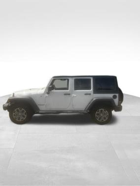 Bright White Clearcoat 2013 Jeep Wrangler Unlimited Rubicon