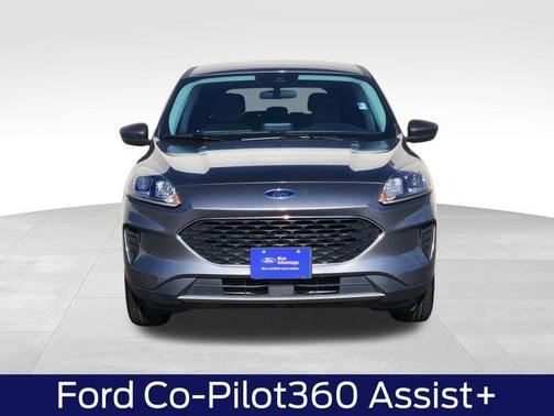 Gray Metallic 2022 Ford Escape SE