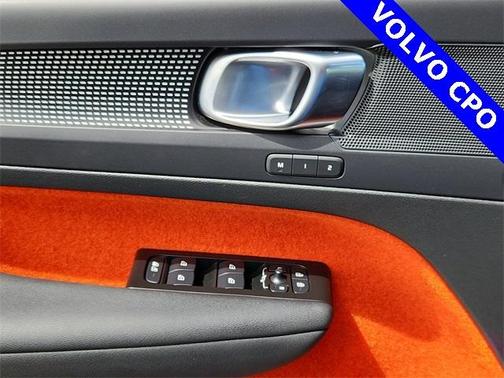 2021 Volvo XC40 T5 R-Design