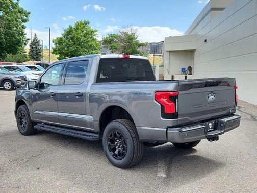 2025 Ford F-150 Lightning XLT