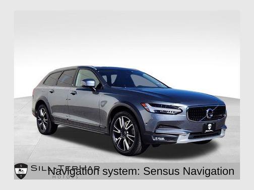 2017 Volvo V90 Cross Country T6