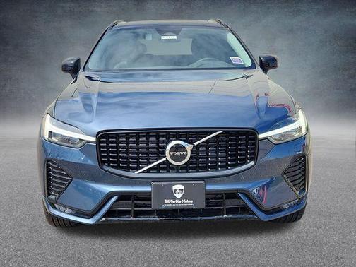2025 Volvo XC60 B5 Core