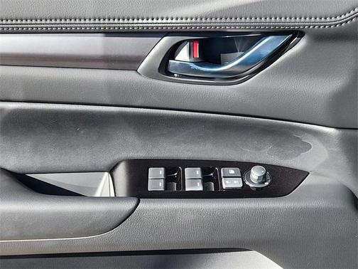 2025 Mazda CX-5 Select