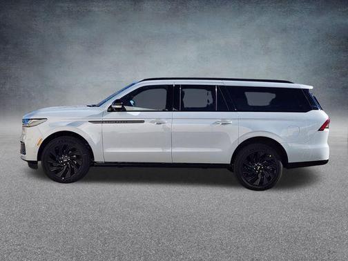 2025 Lincoln Navigator L Reserve