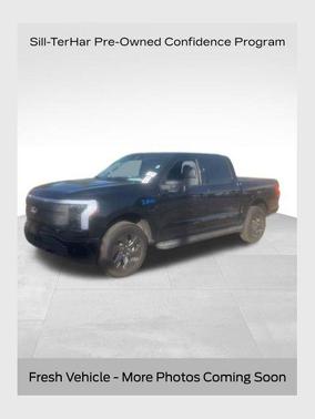 Agate Black Metallic 2025 Ford F-150 Lightning Flash