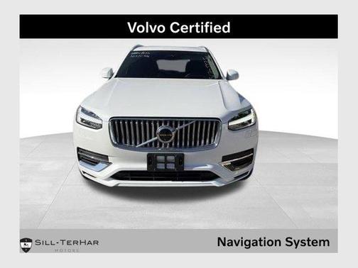 Crystal White Pearl 2025 Volvo XC90 Plug-In Hybrid T8 Ultra 6-Seater